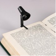 Фонарик для чтения книг на прищепке
