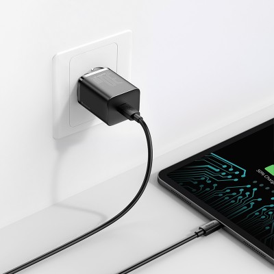 Зарядное устройство BASEUS Super Si USB-C, 3A, 30W, черный Зарядное устройство BASEUS Super Si USB-C, 3A, 30W, черный