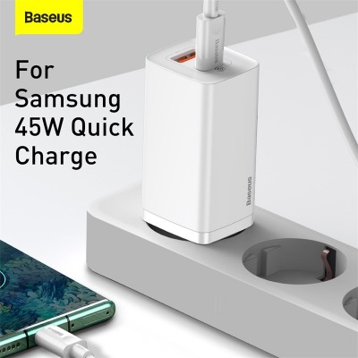 Зарядное устройство BASEUS GaN2 lite USB+USB-C, 3A, 65W, белый Зарядное устройство BASEUS GaN2 lite USB+USB-C, 3A, 65W, белый