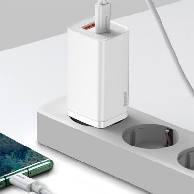 Зарядное устройство BASEUS GaN2 lite USB+USB-C, 3A, 65W, белый Зарядное устройство BASEUS GaN2 lite USB+USB-C, 3A, 65W, белый