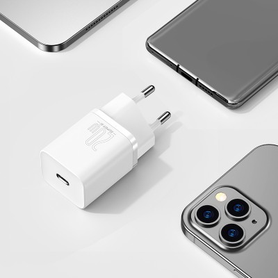 Зарядное устройство BASEUS Super Si USB-C, 3A, 20W, белый Зарядное устройство BASEUS Super Si USB-C, 3A, 20W, белый