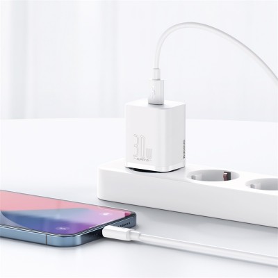 Зарядное устройство BASEUS Super Si USB-C, 3A, 30W, белый Зарядное устройство BASEUS Super Si USB-C, 3A, 30W, белый