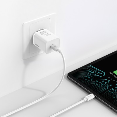 Зарядное устройство BASEUS Super Si USB-C, 3A, 30W, белый Зарядное устройство BASEUS Super Si USB-C, 3A, 30W, белый