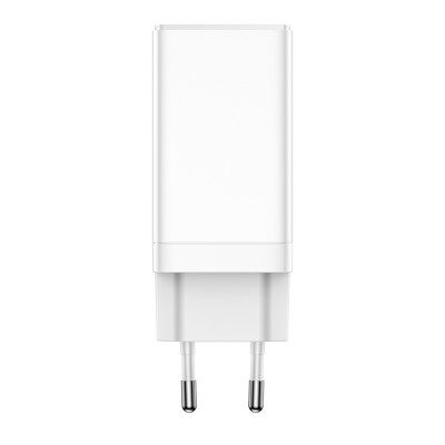 Зарядное устройство BASEUS GaN3 Pro USB+2*USB-C + Кабель Type-C-Type-C, 3A, 65W, белый, с кабелем Зарядное устройство BASEUS GaN3 Pro USB+2*USB-C + Кабель Type-C-Type-C, 3A, 65W, белый, с кабелем