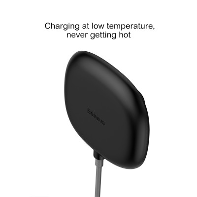 Беспроводное зарядное устройство BASEUS Suction Cup, 2A, 10W, черный Беспроводное зарядное устройство BASEUS Suction Cup, 2A, 10W, черный