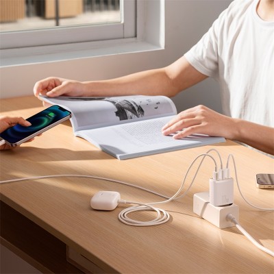 Зарядное устройство BASEUS Compact Charger 3U 3*USB, 3.4A, 17W, белый Зарядное устройство BASEUS Compact Charger 3U 3*USB, 3.4A, 17W, белый