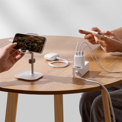 Зарядное устройство BASEUS Compact Charger 3U 3*USB, 3.4A, 17W, белый Зарядное устройство BASEUS Compact Charger 3U 3*USB, 3.4A, 17W, белый