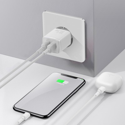 Зарядное устройство BASEUS Compact Charger 2U 2*USB, 2.1A, 10.5W, белый Зарядное устройство BASEUS Compact Charger 2U 2*USB, 2.1A, 10.5W, белый