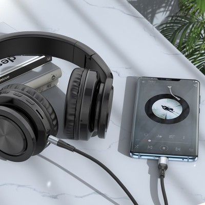 Переходник Hoco UPA22 Type-C silicone digital audio conversion cable - Black Переходник Hoco UPA22 Type-C silicone digital audio conversion cable - Black