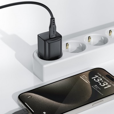 Сетевой адаптер ACEFAST A73 mini PD20W GaN USB-C - Black Сетевой адаптер ACEFAST A73 mini PD20W GaN USB-C - Black