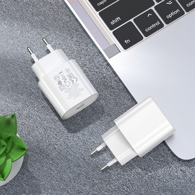 Зарядка hoco N22 Jetta PD25W charger set (Type-C to iP) (EU) - White Зарядка hoco N22 Jetta PD25W charger set (Type-C to iP) (EU) - White